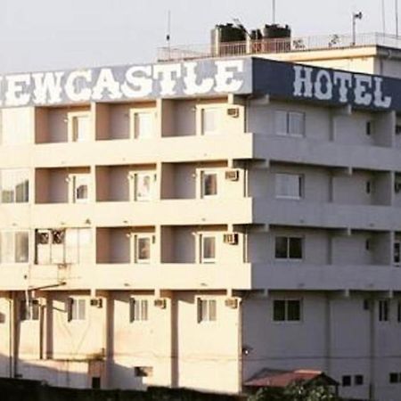 Hotel Newcastle Лагос Экстерьер фото