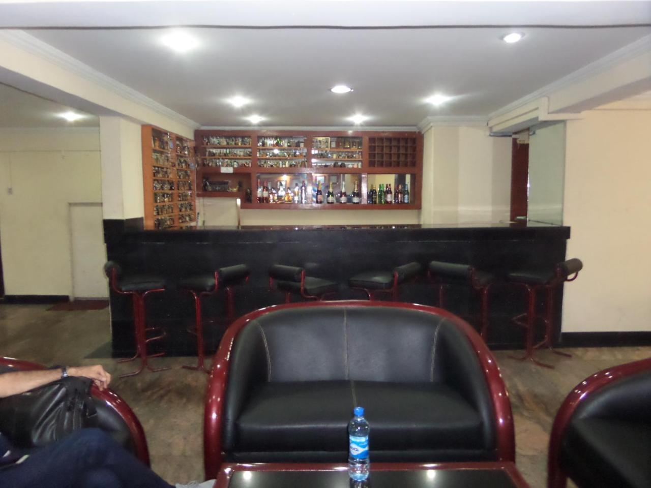Hotel Newcastle Лагос Экстерьер фото