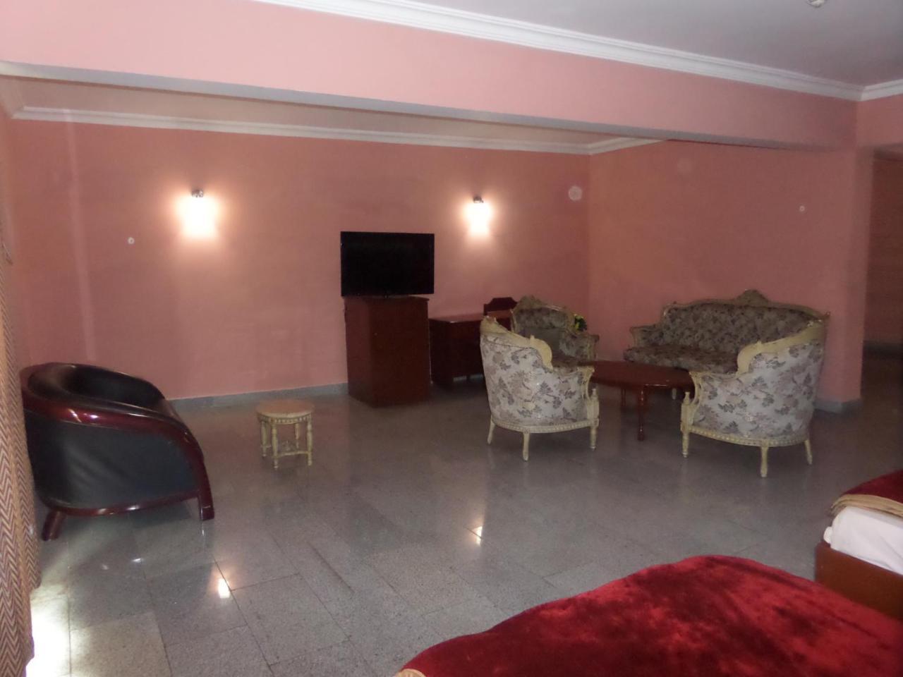 Hotel Newcastle Лагос Экстерьер фото